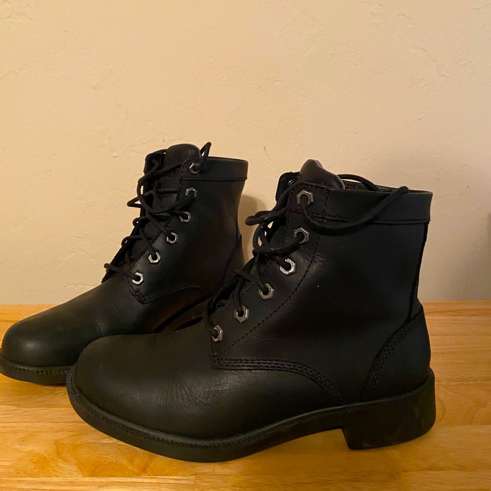 Black Kodiak All Season Boots : size 7